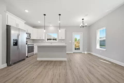 929 Kenzie Ln, Fort Walton Beach, FL 32547