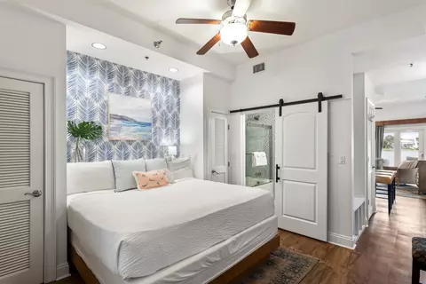 114 Carillon Market St UNIT 102, Panama City Beach, FL 32413