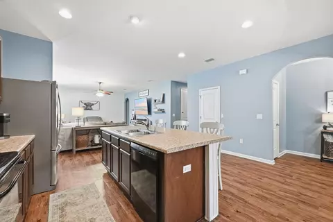 Entry Way - 209 Nelly St, Freeport, FL 32439 photo 6 of 7