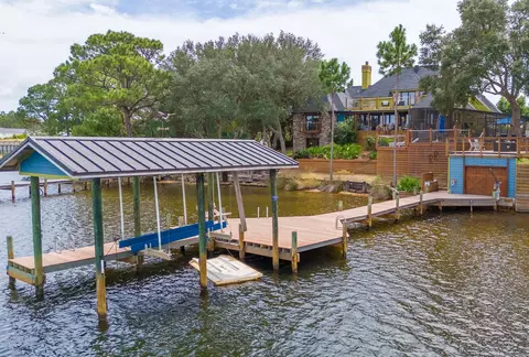 5 Blue Crab Ln, Panama City Beach, FL 32413