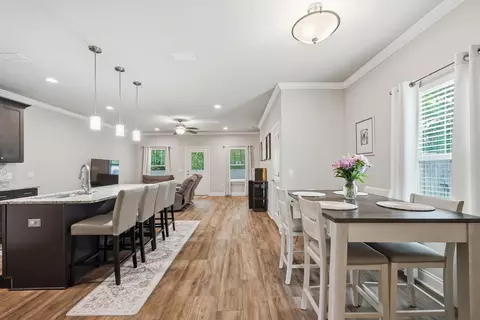 2267 Janet St, Navarre, FL 32566
