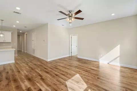 Living - 2808 Blackbird Ct, Crestview, FL 32539 photo 1 of 3