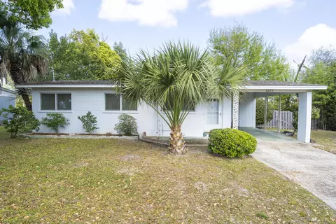 2224 Edgewood Dr, Panama City, FL 32405