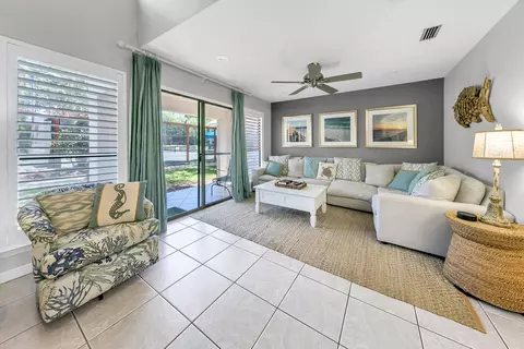 26 Forest Hills Ln # 26B, Miramar Beach, FL 32550