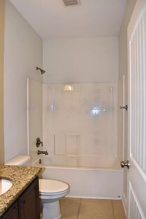 Bath - 103 Lagrange Lndg, Freeport, FL 32439 photo 3 of 4