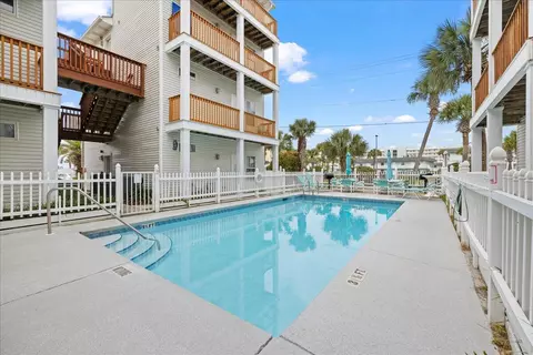 1995 Devmor Ct #5A, Fort Walton Beach, FL 32548