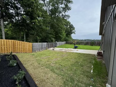 Exterior - 2835 Gemstone Cir, Pace, FL 32571 photo 6 of 8
