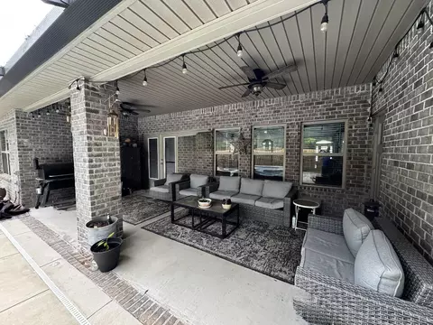 Exterior - 2835 Gemstone Cir, Pace, FL 32571 photo 3 of 8