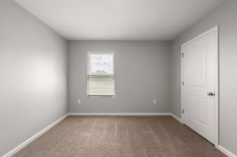 Bedroom - 1111 Capocci Ct, Crestview, FL 32539 photo 9 of 11