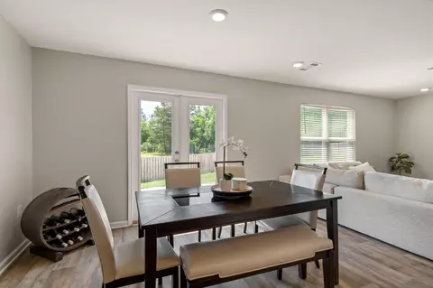 Dining - 1111 Capocci Ct, Crestview, FL 32539 photo 1 of 2