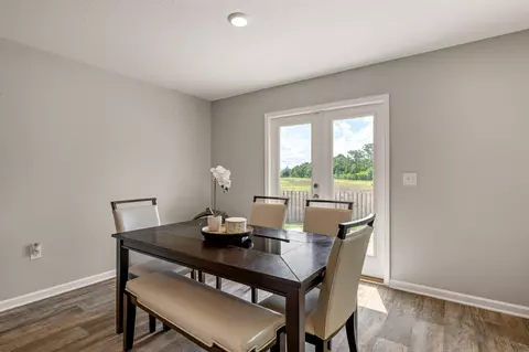 Dining - 1111 Capocci Ct, Crestview, FL 32539 photo 2 of 2