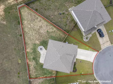 View/Area - 1111 Capocci Ct, Crestview, FL 32539 photo 6 of 12