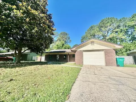 1204 Thomason Dr, Fort Walton Beach, FL 32547