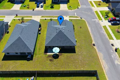 View/Area - 232 Baycliff Dr, Crestview, FL 32536 photo 3 of 4