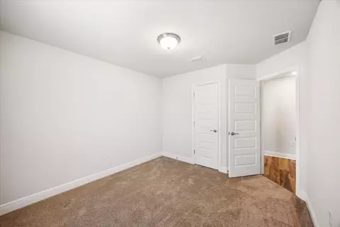 Bedroom - 232 Baycliff Dr, Crestview, FL 32536 photo 3 of 6