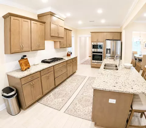 Kitchen - 285 Mill Pond Cv, Freeport, FL 32439 photo 2 of 3