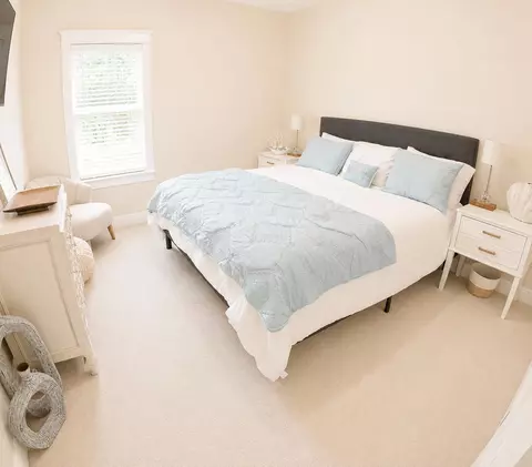 Bedroom - 285 Mill Pond Cv, Freeport, FL 32439 photo 7 of 8