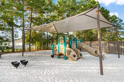 View/Area - 285 Mill Pond Cv, Freeport, FL 32439 photo 1 of 9