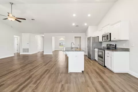 9819 Shangri La West Rd, Milton, FL 32570