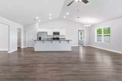 9819 Shangri La West Rd, Milton, FL 32570