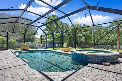 10035 Calle De Palencia, Navarre, FL 32566