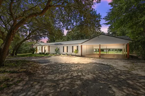 3700 Poverty Creek Rd, Crestview, FL 32539