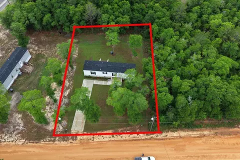 45 Royal Palm Ave, Defuniak Springs, FL 32433