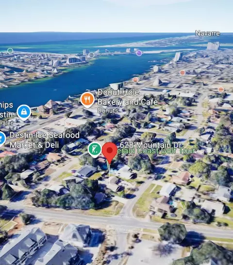 628 Mountain Dr, Destin, FL 32541