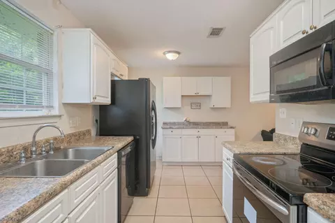 Kitchen - 834 Mcdonald St, Crestview, FL 32536 photo 5 of 5