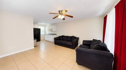 834 Mcdonald St, Crestview, FL 32536 photo 2