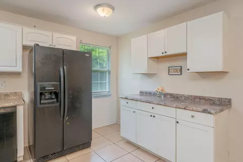 Kitchen - 834 Mcdonald St, Crestview, FL 32536 photo 1 of 5
