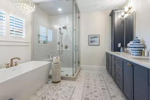 Bath - 1980 Baytowne Loop, Miramar Beach, FL 32550 photo 3 of 11
