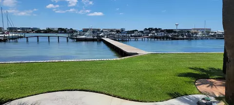 218 SW Miracle Strip Pkwy #J, Fort Walton Beach, FL 32548