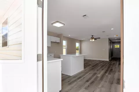 Entry Way - 5358 Highview Dr, Crestview, FL 32539 photo 2 of 2