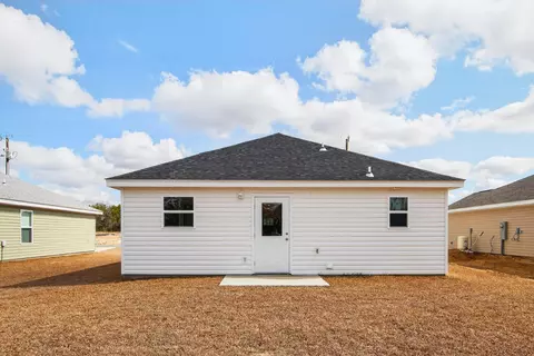 Exterior - 5358 Highview Dr, Crestview, FL 32539 photo 4 of 4