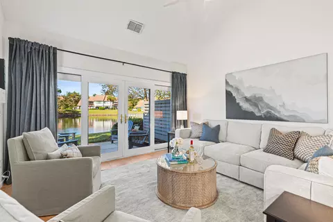 5138 Beachwalk Cir, Miramar Beach, FL 32550