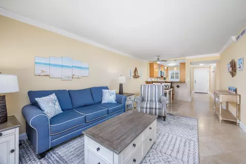 3857 Indian Trl #314, Destin, FL 32541
