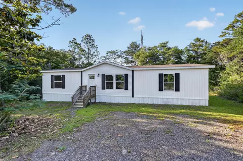 158 W Violet Ln, Defuniak Springs, FL 32433