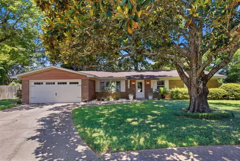 4 Forest Grove Pl, Fort Walton Beach, FL 32548
