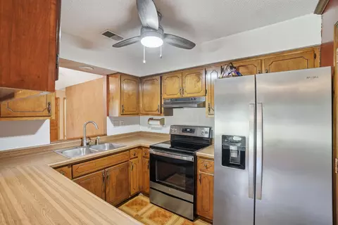 Kitchen - 324 John King Rd, Crestview, FL 32539 photo 1 of 1