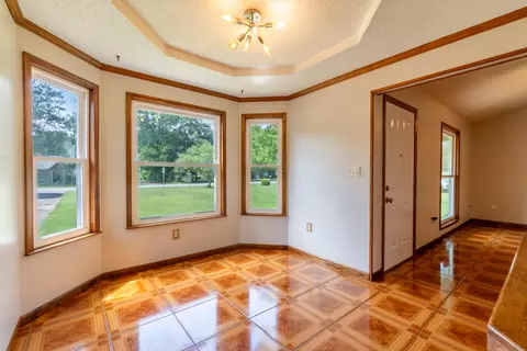 Living - 324 John King Rd, Crestview, FL 32539 photo 6 of 6