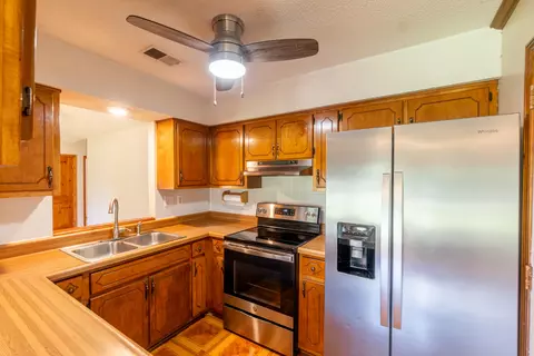 Kitchen - 324 John King Rd, Crestview, FL 32539 photo 2 of 4