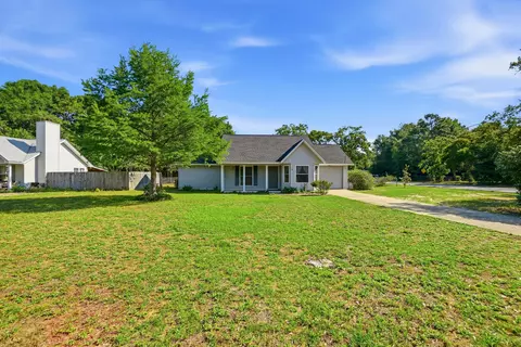 324 John King Rd, Crestview, FL 32539