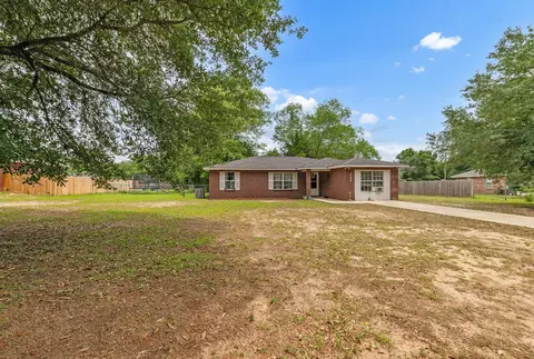 5246 Sewell Rd, Milton, FL 32570