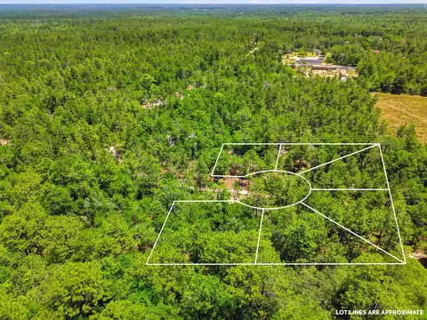 NNN Kevin Court #1, Defuniak Springs, FL 32433