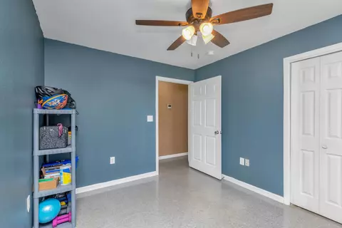 Bedroom - 953 Mayo Trl, Crestview, FL 32536 photo 2 of 8
