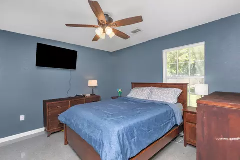 Bedroom - 953 Mayo Trl, Crestview, FL 32536 photo 6 of 8