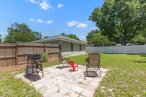 Exterior - 953 Mayo Trl, Crestview, FL 32536 photo 6 of 6