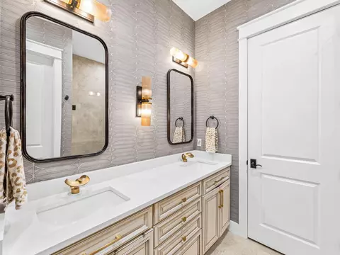 Bath - 265 Artesian Way, Watersound, FL 32461 photo 1 of 4