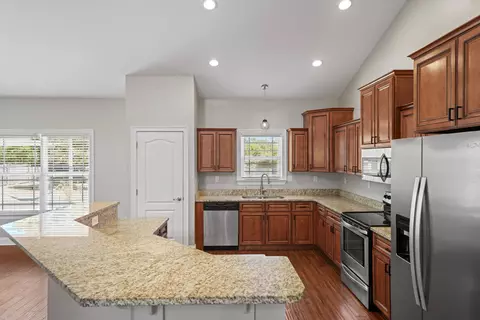 Kitchen - 3455 Sparco Dr, Crestview, FL 32539 photo 5 of 5